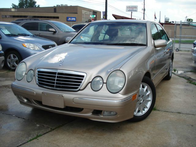 Mercedes-Benz E-Class 2000 photo 4