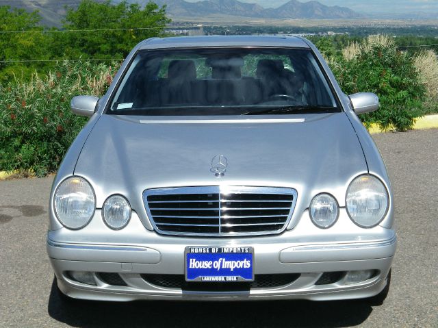 Mercedes-Benz E-Class 2001 photo 3