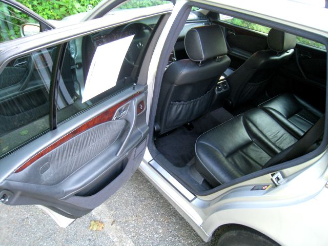 Mercedes-Benz E-Class 2001 photo 5