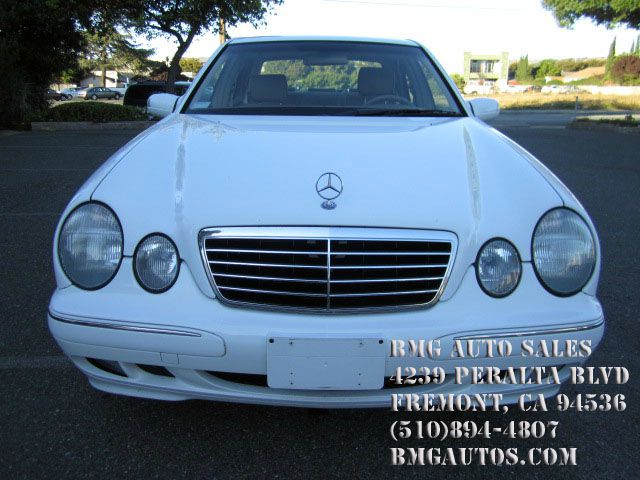 Mercedes-Benz E-Class 2001 photo 4