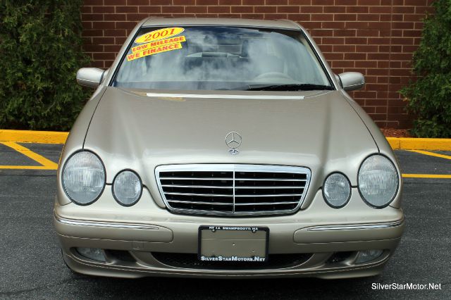 Mercedes-Benz E-Class 2001 photo 28