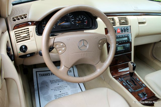 Mercedes-Benz E-Class 2001 photo 5