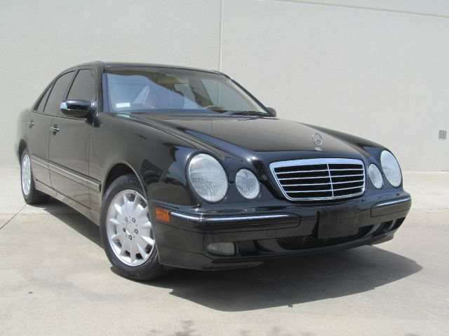 Mercedes-Benz E-Class 2001 photo 4