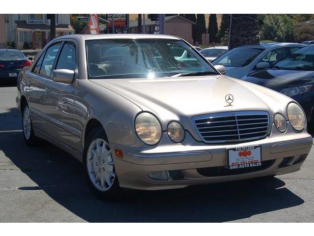 Mercedes-Benz E-Class 2001 photo 4