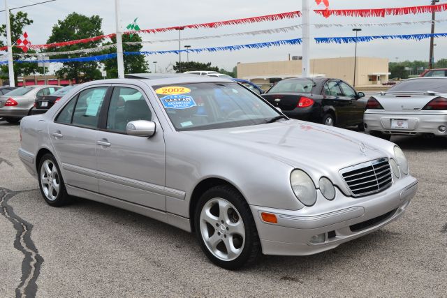 Mercedes-Benz E-Class 2002 photo 48