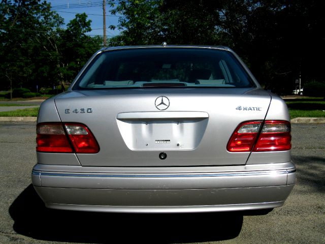 Mercedes-Benz E-Class 2002 photo 14