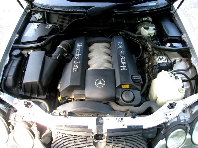 Mercedes-Benz E-Class 2002 photo 7