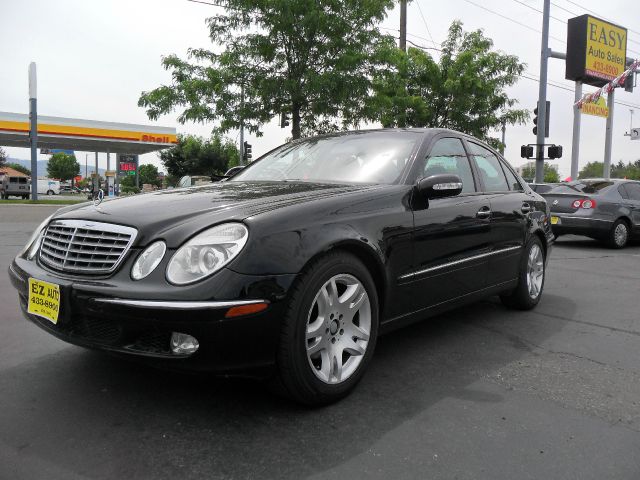 Mercedes-Benz E-Class 2003 photo 3