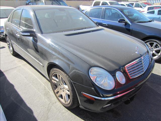 Mercedes-Benz E-Class 2003 photo 1