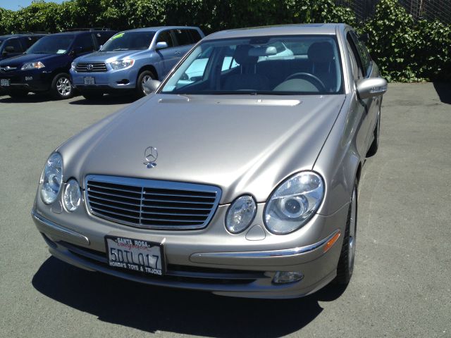 Mercedes-Benz E-Class 2003 photo 5