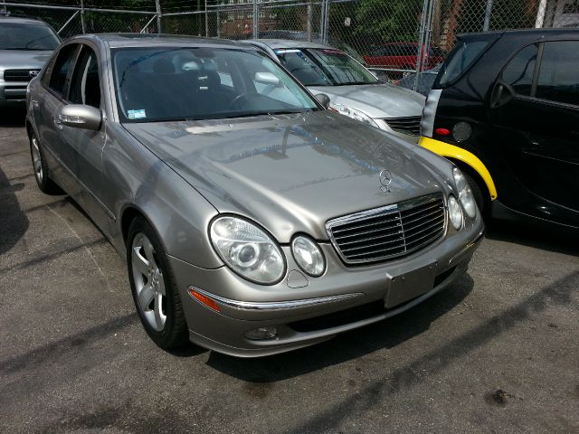 Mercedes-Benz E-Class 2003 photo 14