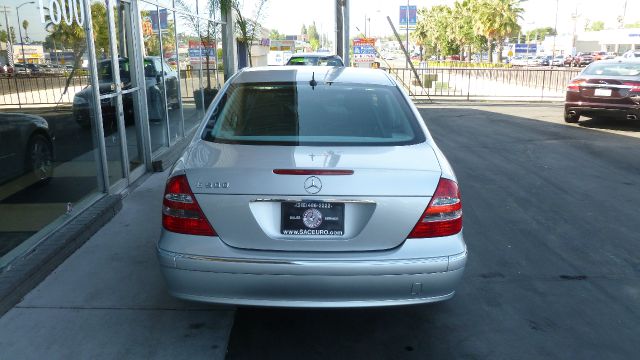 Mercedes-Benz E-Class 2003 photo 20