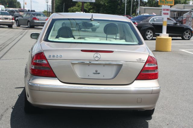 Mercedes-Benz E-Class 2003 photo 4