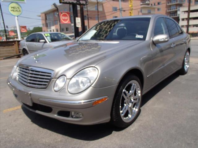 Mercedes-Benz E-Class 2003 photo 13