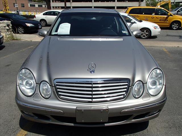 Mercedes-Benz E-Class 2003 photo 14