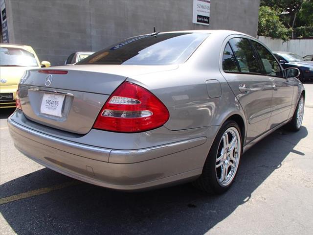 Mercedes-Benz E-Class 2003 photo 5