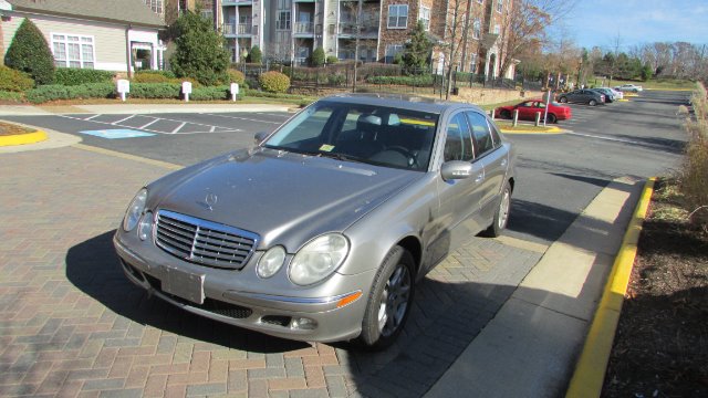 Mercedes-Benz E-Class 2003 photo 2