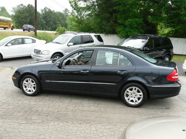 Mercedes-Benz E-Class 2003 photo 30