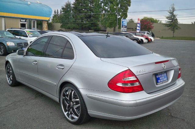 Mercedes-Benz E-Class SLT W/ Hemi Sedan