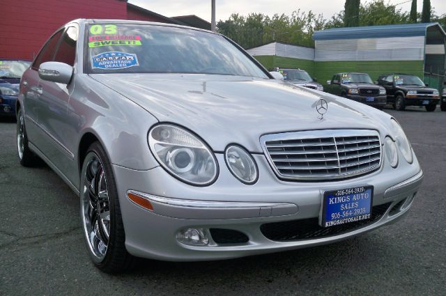 Mercedes-Benz E-Class 2003 photo 4