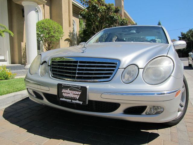 Mercedes-Benz E-Class 2003 photo 3