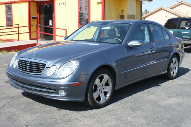 Mercedes-Benz E-Class 2003 photo 13