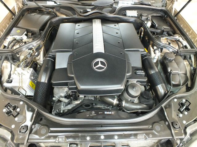 Mercedes-Benz E-Class 2003 photo 16