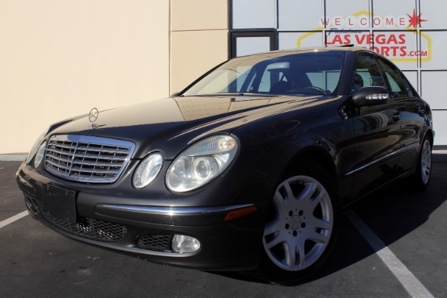 Mercedes-Benz E-Class 2003 photo 3