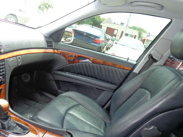 Mercedes-Benz E-Class 2003 photo 15