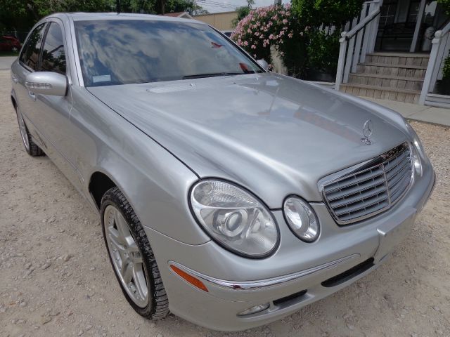 Mercedes-Benz E-Class 2003 photo 6