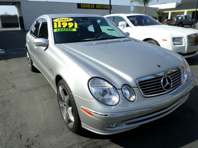 Mercedes-Benz E-Class 2003 photo 3