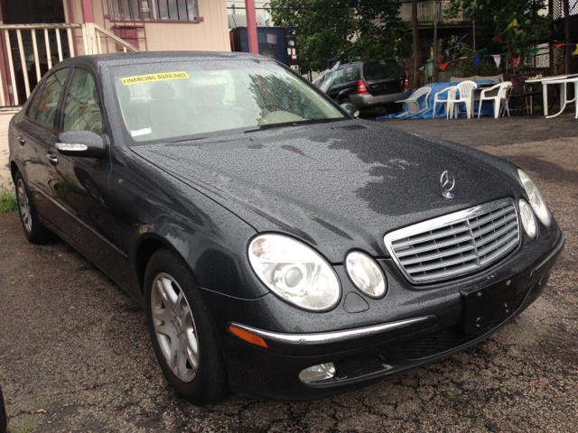 Mercedes-Benz E-Class 2003 photo 1