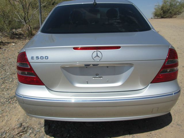 Mercedes-Benz E-Class 2004 photo 11