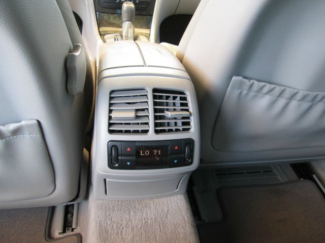 Mercedes-Benz E-Class 2004 photo 7