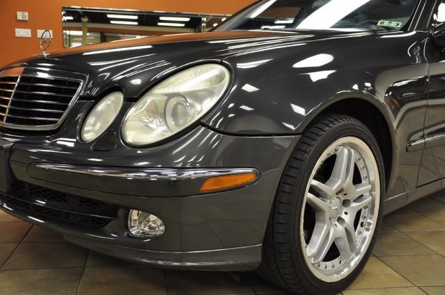 Mercedes-Benz E-Class 2004 photo 1