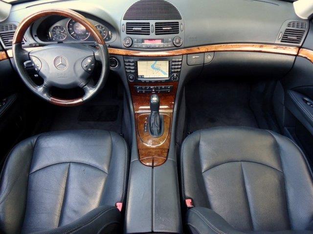 Mercedes-Benz E-Class 2004 photo 20