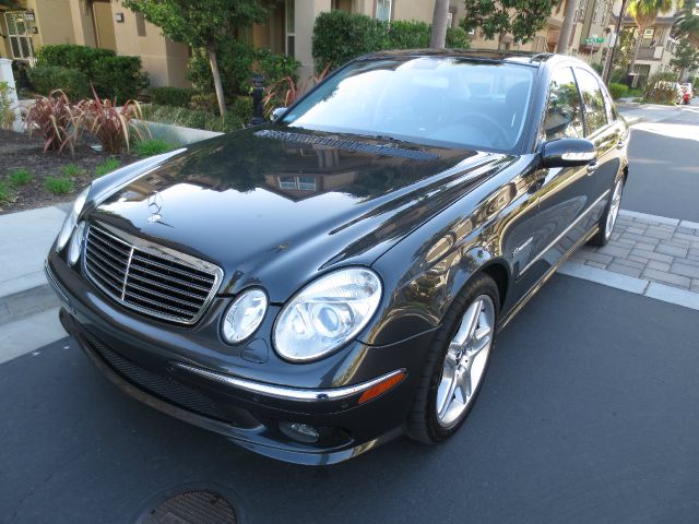 Mercedes-Benz E-Class 2004 photo 4