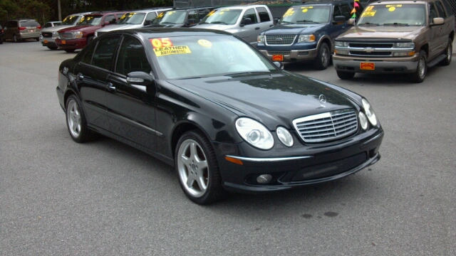 Mercedes-Benz E-Class 2005 photo 6