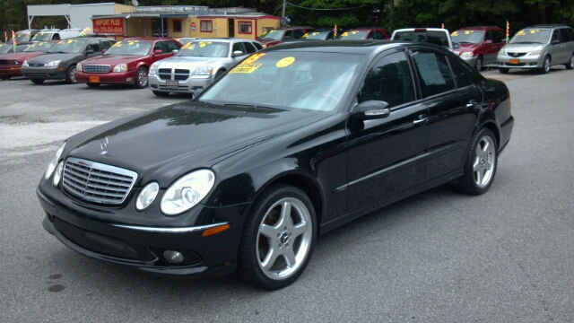 Mercedes-Benz E-Class 2005 photo 7