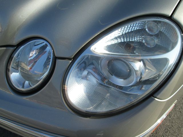 Mercedes-Benz E-Class 2005 photo 64