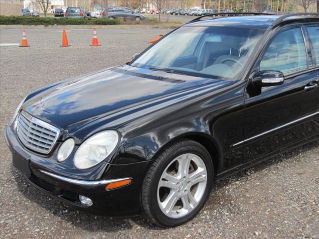 Mercedes-Benz E-Class 2005 photo 15