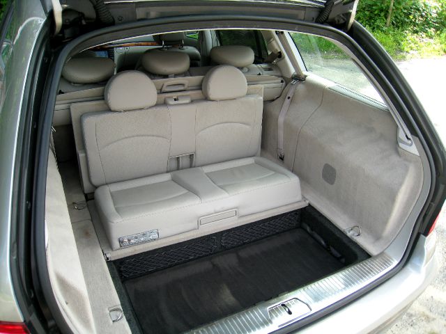 Mercedes-Benz E-Class 2005 photo 5