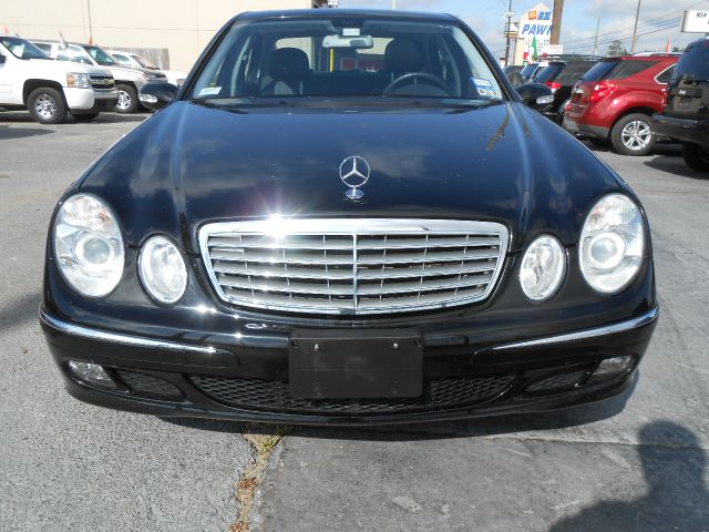 Mercedes-Benz E-Class 2006 photo 9