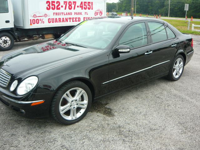 Mercedes-Benz E-Class 2006 photo 1