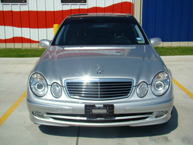 Mercedes-Benz E-Class 2006 photo 38