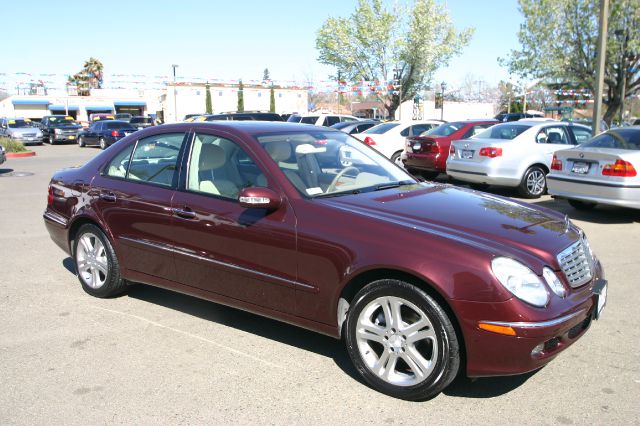 Mercedes-Benz E-Class 2006 photo 1