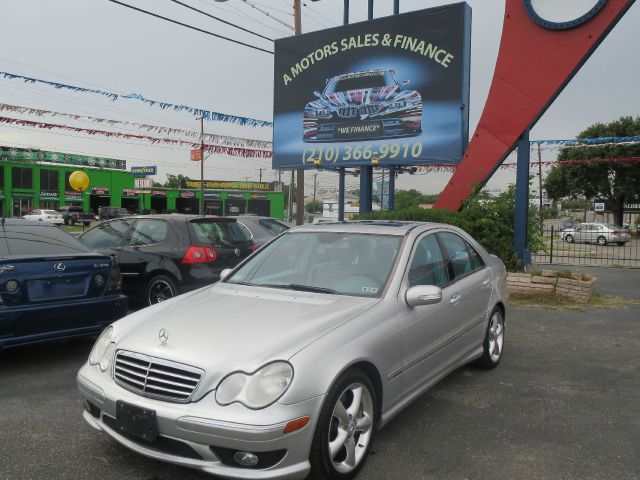 Mercedes-Benz E-Class 2006 photo 2