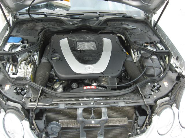 Mercedes-Benz E-Class 2006 photo 12