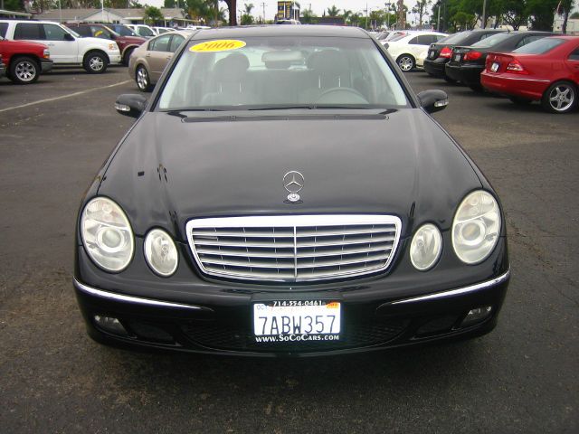 Mercedes-Benz E-Class 2006 photo 10