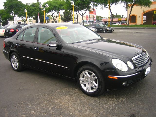 Mercedes-Benz E-Class 2006 photo 7